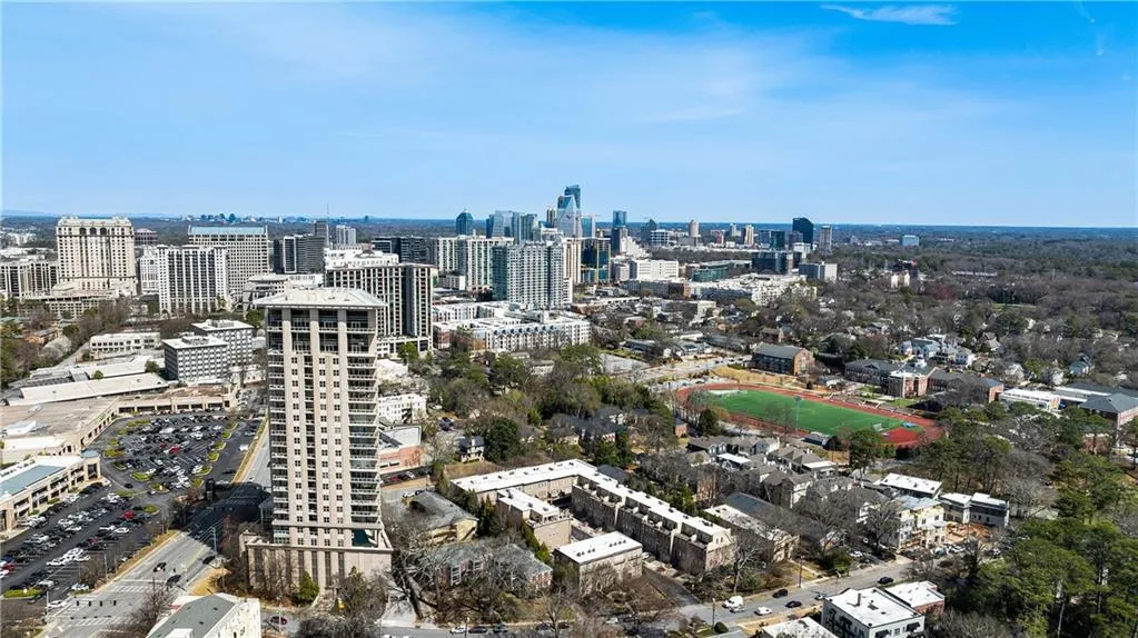 2881 Peachtree Road Ne Unit 702, Atlanta, Georgia 30305, 2 Bedrooms Bedrooms, ,2 BathroomsBathrooms,Residential,For Sale,2881 Peachtree Road Ne Unit 702,7649240