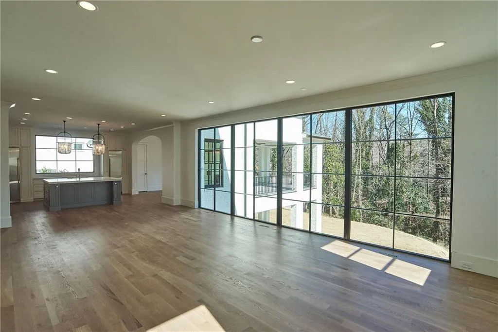 4545 Lake Forrest Drive, Atlanta, Georgia 30342, 8 Bedrooms Bedrooms, ,8 BathroomsBathrooms,Residential,Sold,4545 Lake Forrest Drive,5949439