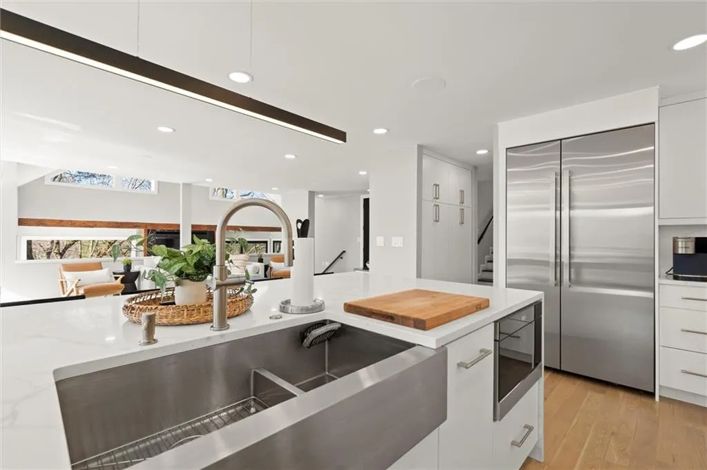 3050 River North Parkway, Atlanta, Georgia 30328, 4 Bedrooms Bedrooms, ,3 BathroomsBathrooms,Residential,Sold,3050 River North Parkway,7548123