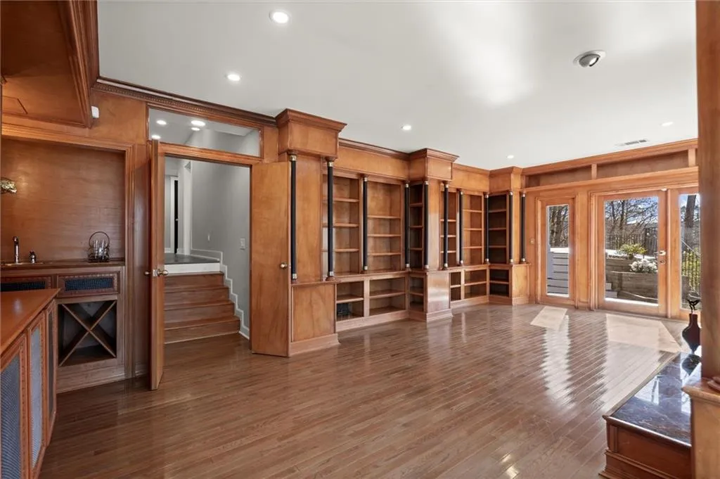 3050 River North Parkway, Atlanta, Georgia 30328, 4 Bedrooms Bedrooms, ,3 BathroomsBathrooms,Residential,Sold,3050 River North Parkway,7548123