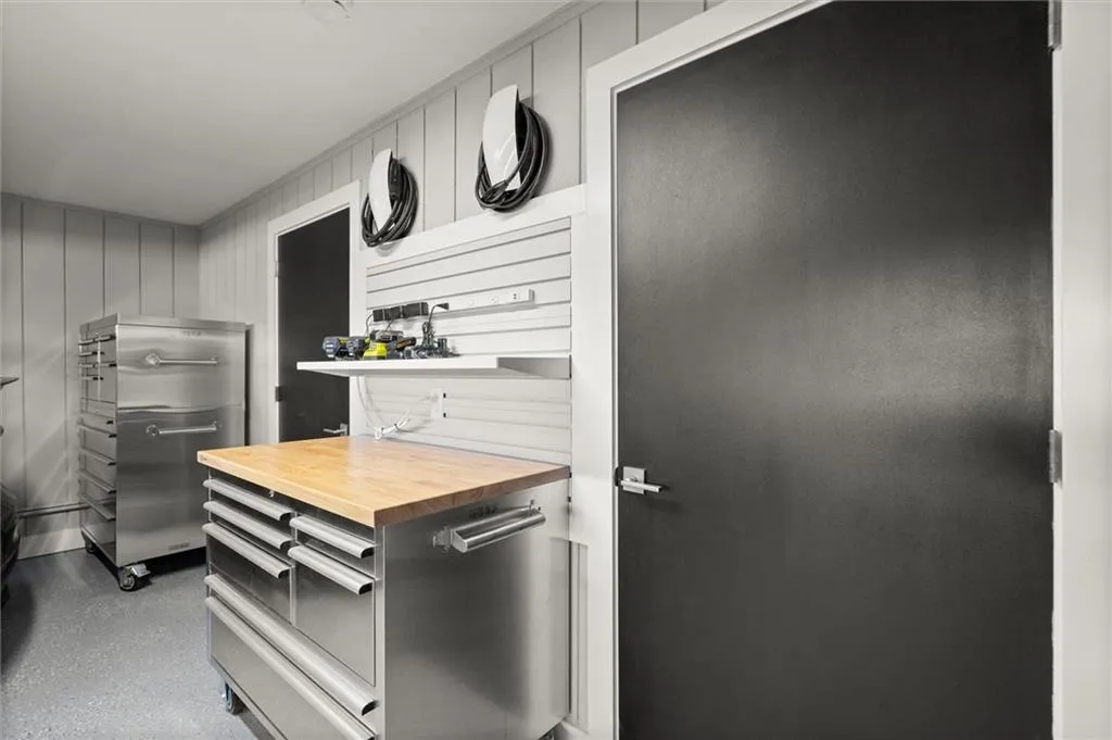 3050 River North Parkway, Atlanta, Georgia 30328, 4 Bedrooms Bedrooms, ,3 BathroomsBathrooms,Residential,Sold,3050 River North Parkway,7548123