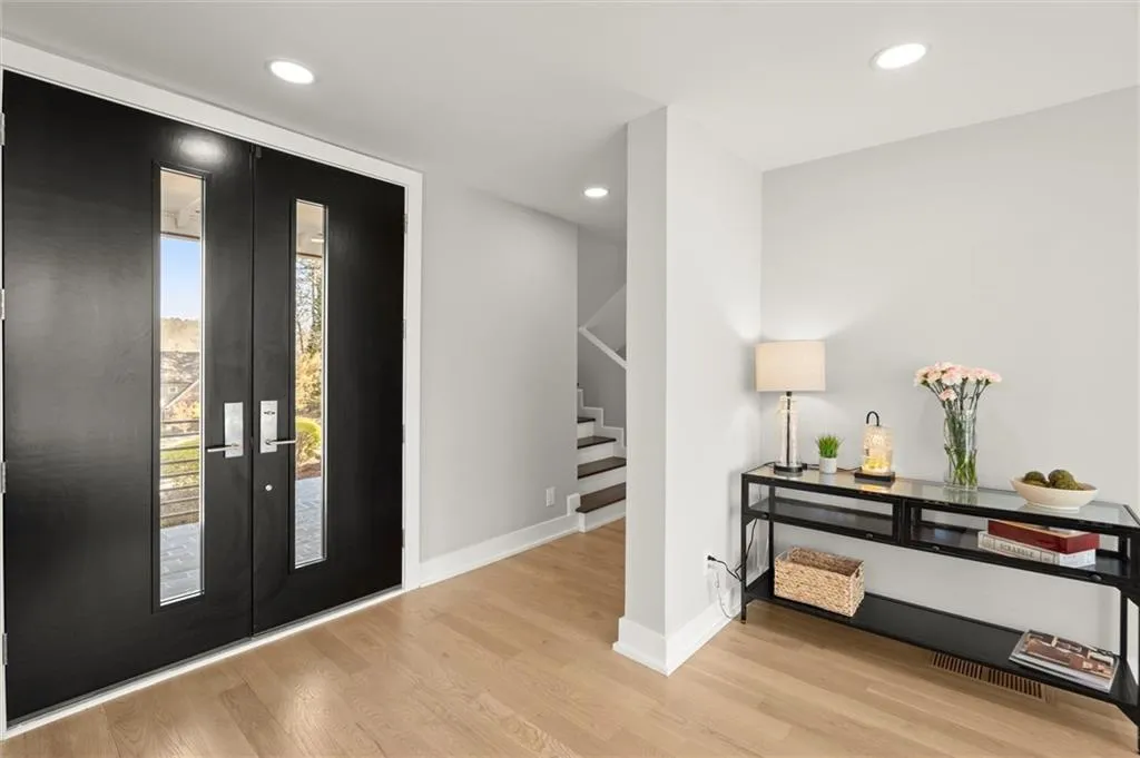 3050 River North Parkway, Atlanta, Georgia 30328, 4 Bedrooms Bedrooms, ,3 BathroomsBathrooms,Residential,Sold,3050 River North Parkway,7548123