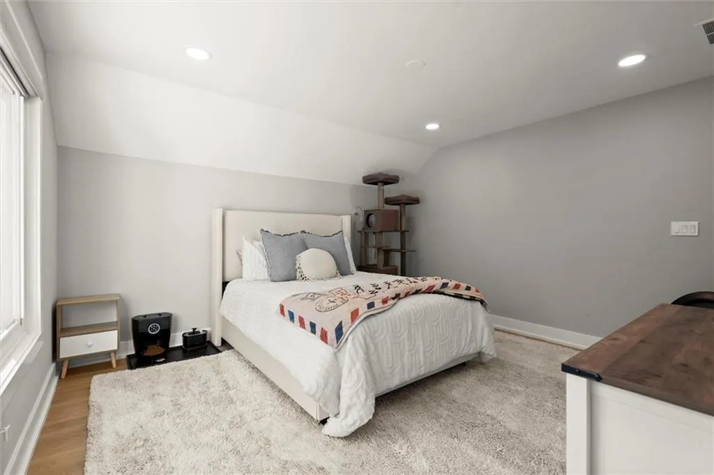 3050 River North Parkway, Atlanta, Georgia 30328, 4 Bedrooms Bedrooms, ,3 BathroomsBathrooms,Residential,Sold,3050 River North Parkway,7548123