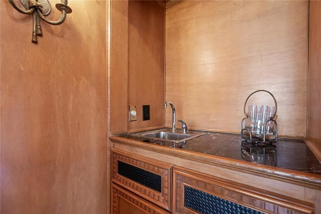 3050 River North Parkway, Atlanta, Georgia 30328, 4 Bedrooms Bedrooms, ,3 BathroomsBathrooms,Residential,Sold,3050 River North Parkway,7548123