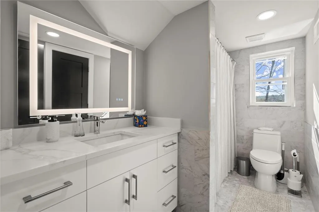 3050 River North Parkway, Atlanta, Georgia 30328, 4 Bedrooms Bedrooms, ,3 BathroomsBathrooms,Residential,Sold,3050 River North Parkway,7548123