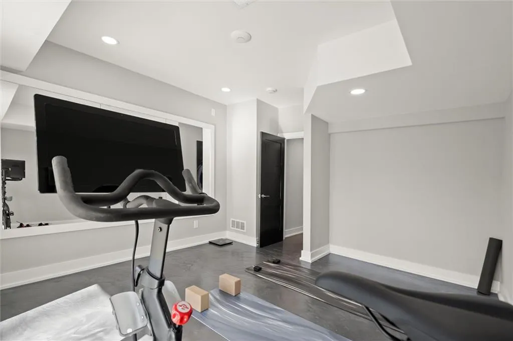 3050 River North Parkway, Atlanta, Georgia 30328, 4 Bedrooms Bedrooms, ,3 BathroomsBathrooms,Residential,Sold,3050 River North Parkway,7548123