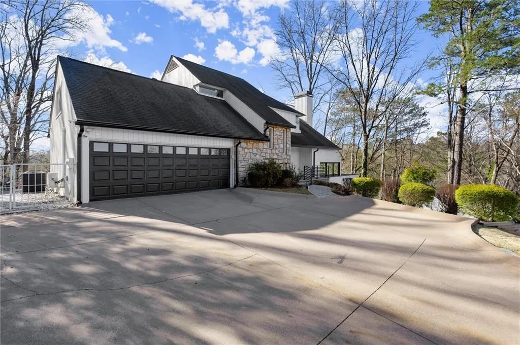 3050 River North Parkway, Atlanta, Georgia 30328, 4 Bedrooms Bedrooms, ,3 BathroomsBathrooms,Residential,Sold,3050 River North Parkway,7548123