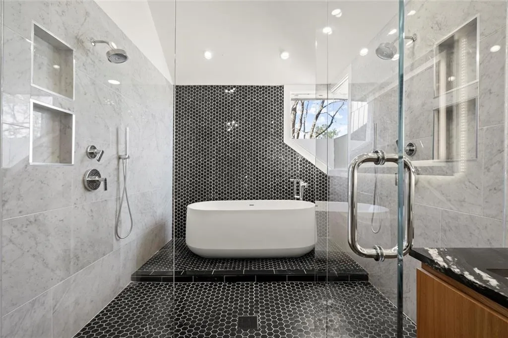 3050 River North Parkway, Atlanta, Georgia 30328, 4 Bedrooms Bedrooms, ,3 BathroomsBathrooms,Residential,Sold,3050 River North Parkway,7548123