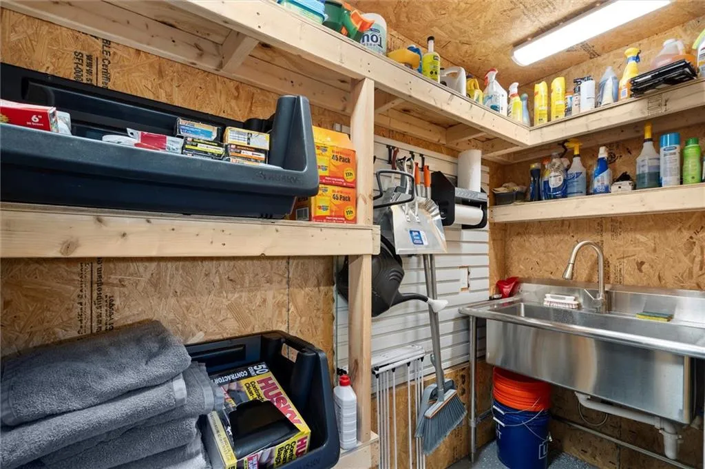 3050 River North Parkway, Atlanta, Georgia 30328, 4 Bedrooms Bedrooms, ,3 BathroomsBathrooms,Residential,Sold,3050 River North Parkway,7548123