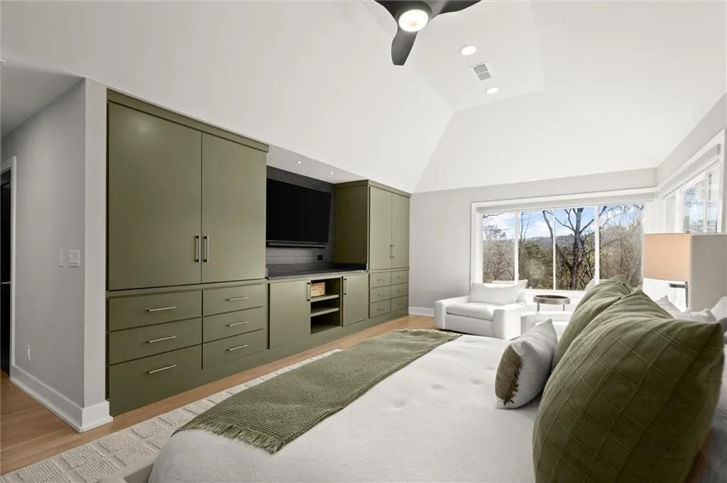 3050 River North Parkway, Atlanta, Georgia 30328, 4 Bedrooms Bedrooms, ,3 BathroomsBathrooms,Residential,Sold,3050 River North Parkway,7548123