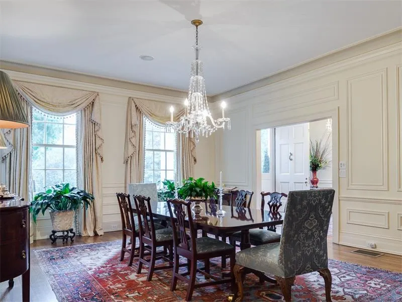 21 Cherokee Road Nw, Atlanta, Georgia 30305, 5 Bedrooms Bedrooms, ,6 BathroomsBathrooms,Residential,Sold,21 Cherokee Road Nw,5612377