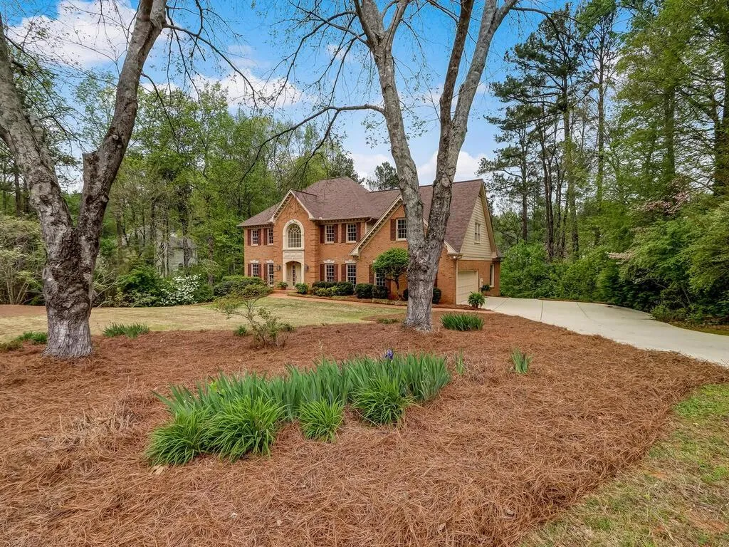 7465 Hunters Woods Drive, Sandy Springs, Georgia 30350, 5 Bedrooms Bedrooms, ,5 BathroomsBathrooms,Residential,Sold,7465 Hunters Woods Drive,7197132