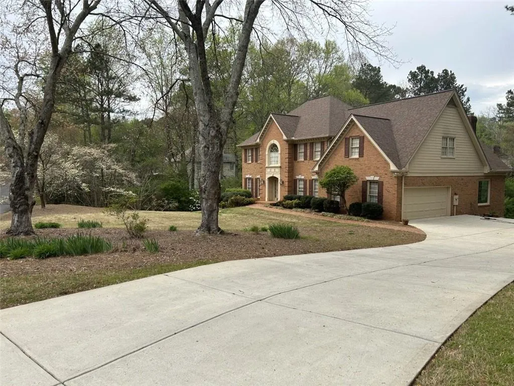 7465 Hunters Woods Drive, Sandy Springs, Georgia 30350, 5 Bedrooms Bedrooms, ,5 BathroomsBathrooms,Residential,Sold,7465 Hunters Woods Drive,7197132