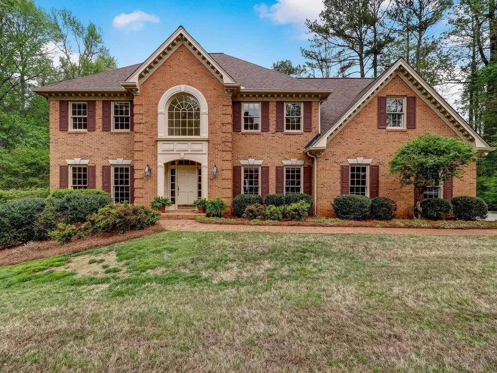 7465 Hunters Woods Drive, Sandy Springs, Georgia 30350, 5 Bedrooms Bedrooms, ,5 BathroomsBathrooms,Residential,Sold,7465 Hunters Woods Drive,7197132
