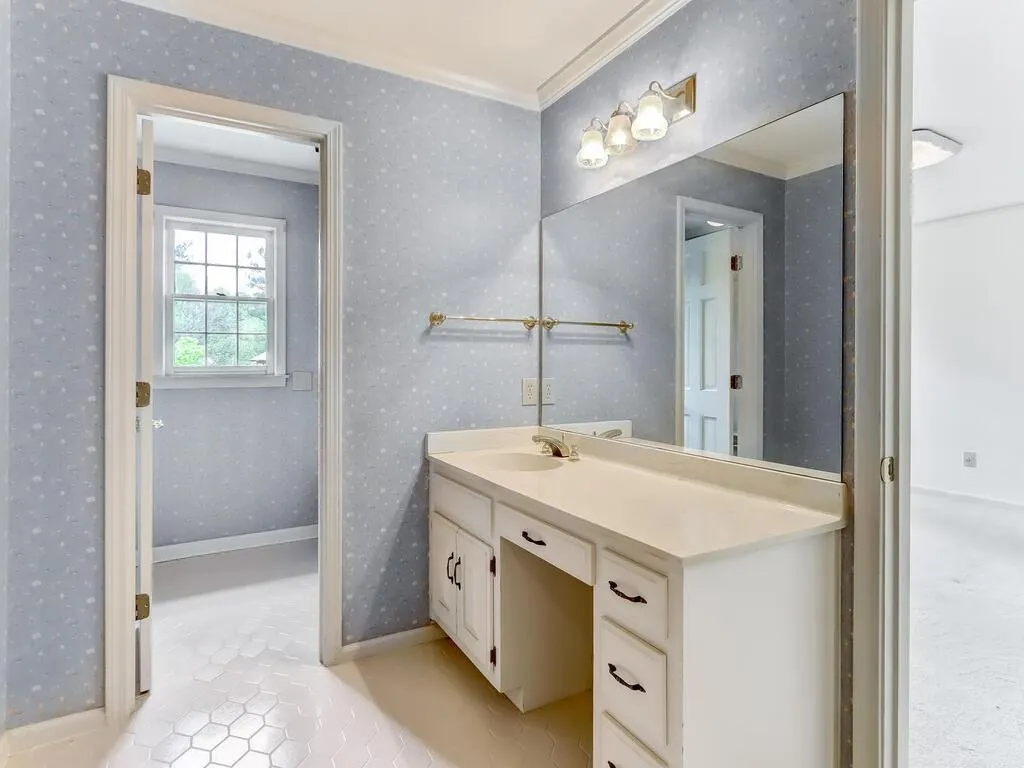 7465 Hunters Woods Drive, Sandy Springs, Georgia 30350, 5 Bedrooms Bedrooms, ,5 BathroomsBathrooms,Residential,Sold,7465 Hunters Woods Drive,7197132