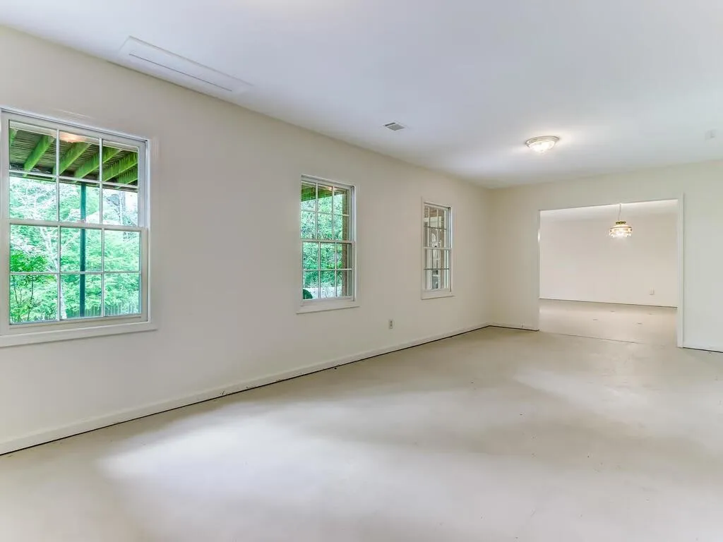 7465 Hunters Woods Drive, Sandy Springs, Georgia 30350, 5 Bedrooms Bedrooms, ,5 BathroomsBathrooms,Residential,Sold,7465 Hunters Woods Drive,7197132