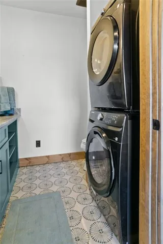 1170