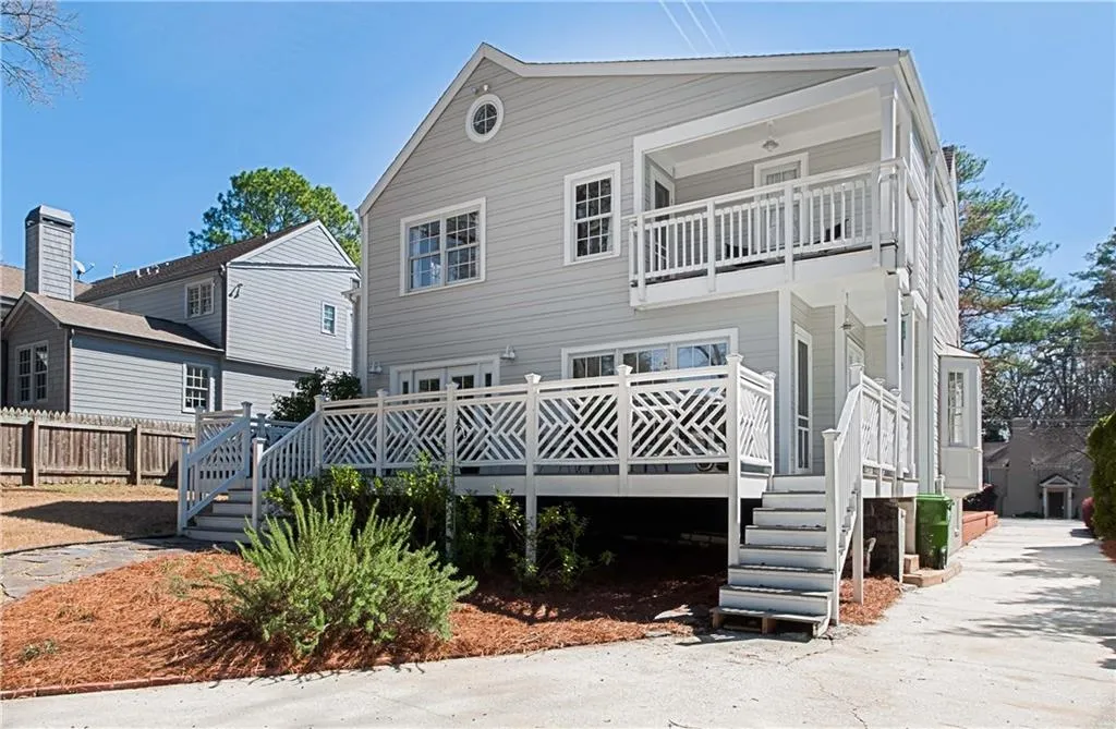 3118 Peachtree Drive Ne, Atlanta, Georgia 30305, 5 Bedrooms Bedrooms, ,3 BathroomsBathrooms,Residential,Sold,3118 Peachtree Drive Ne,5813830