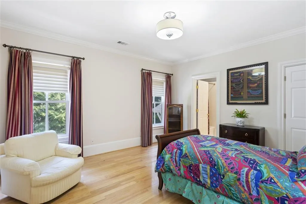 4629 High Point Road Ne, Sandy Springs, Georgia 30342, 5 Bedrooms Bedrooms, ,4 BathroomsBathrooms,Residential,Sold,4629 High Point Road Ne,6923960