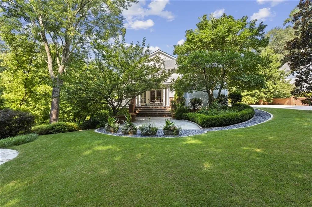 4629 High Point Road Ne, Sandy Springs, Georgia 30342, 5 Bedrooms Bedrooms, ,4 BathroomsBathrooms,Residential,Sold,4629 High Point Road Ne,6923960