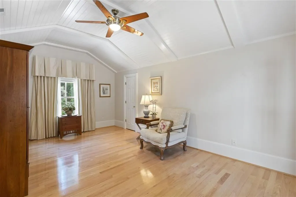 4629 High Point Road Ne, Sandy Springs, Georgia 30342, 5 Bedrooms Bedrooms, ,4 BathroomsBathrooms,Residential,Sold,4629 High Point Road Ne,6923960