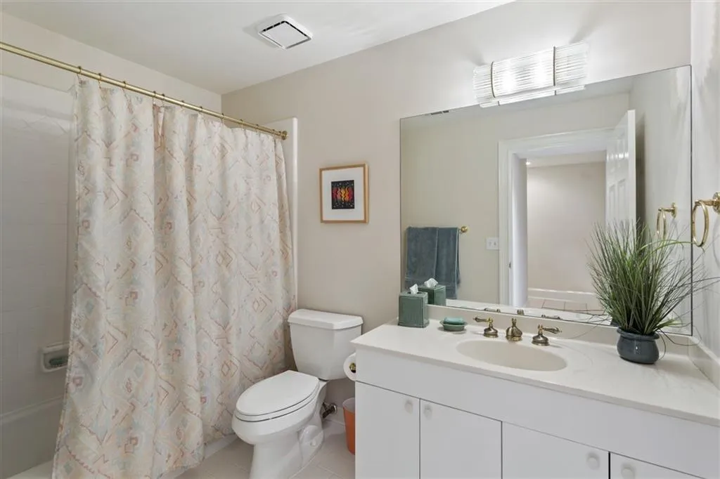 4629 High Point Road Ne, Sandy Springs, Georgia 30342, 5 Bedrooms Bedrooms, ,4 BathroomsBathrooms,Residential,Sold,4629 High Point Road Ne,6923960