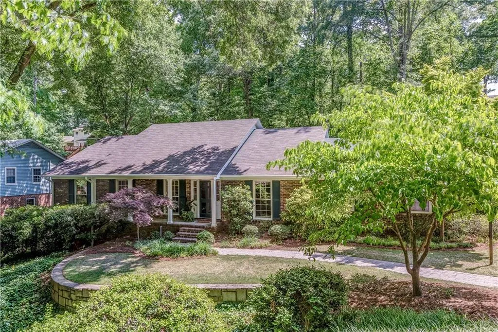 335 Forest Valley Court, Sandy Springs, Georgia 30342, 4 Bedrooms Bedrooms, ,3 BathroomsBathrooms,Residential,Sold,335 Forest Valley Court,6009456