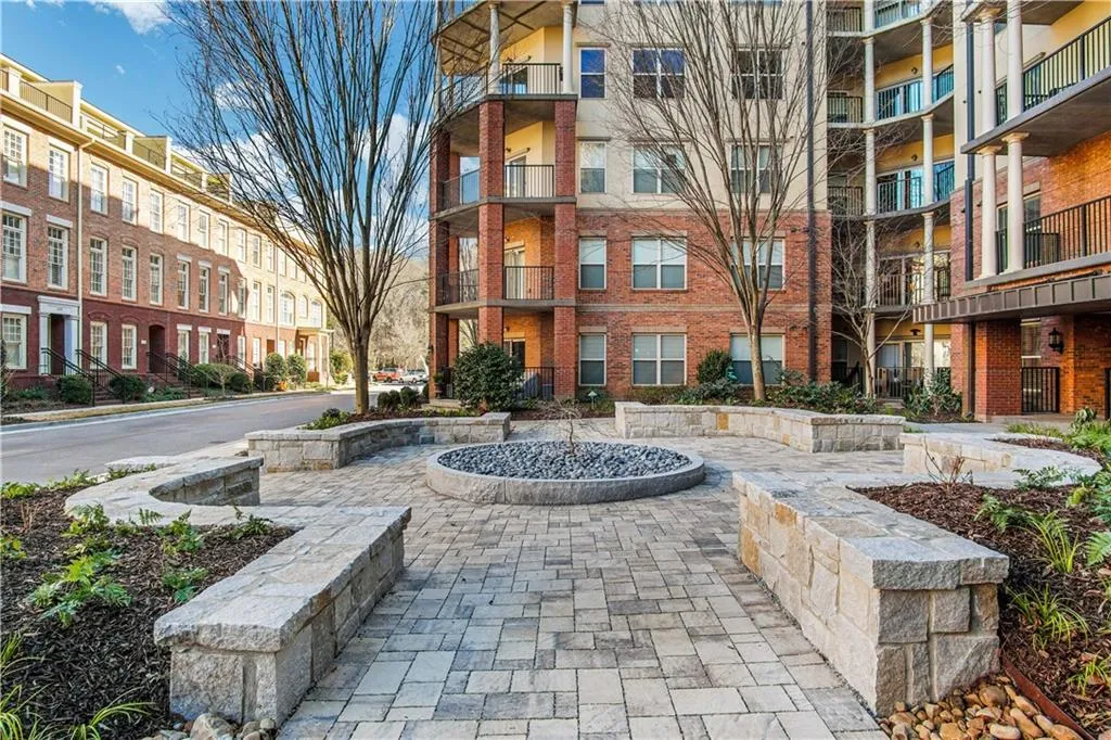 200 River Vista Drive Unit 338, Atlanta, Georgia 30339, 2 Bedrooms Bedrooms, ,2 BathroomsBathrooms,Residential,Sold,200 River Vista Drive Unit 338,6828457