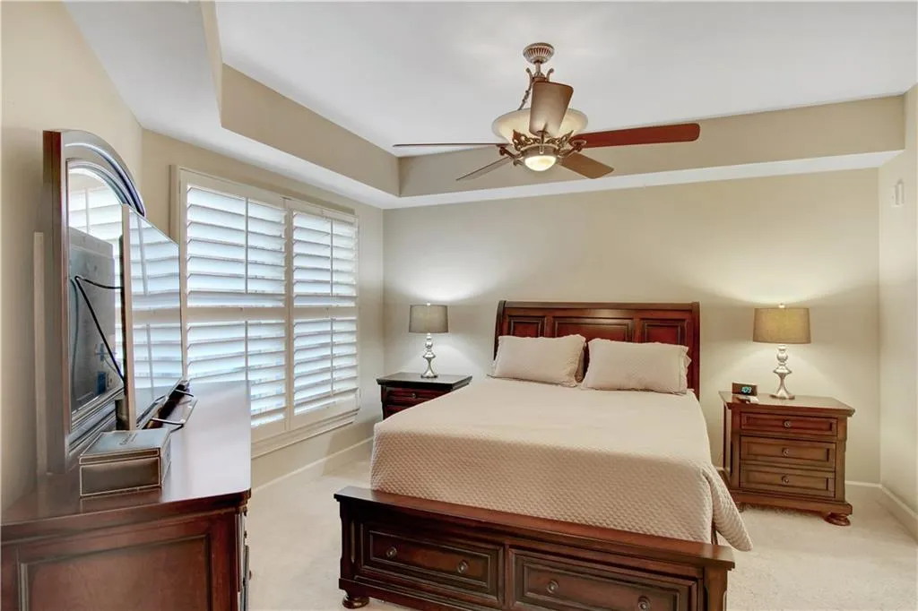 200 River Vista Drive Unit 338, Atlanta, Georgia 30339, 2 Bedrooms Bedrooms, ,2 BathroomsBathrooms,Residential,Sold,200 River Vista Drive Unit 338,6828457