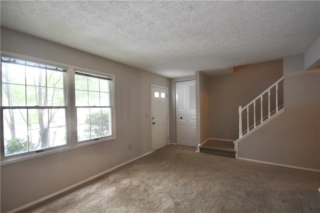 8845 Applegate Lane, Sandy Springs, Georgia 30350, 2 Bedrooms Bedrooms, ,2 BathroomsBathrooms,Residential,Sold,8845 Applegate Lane,6741870