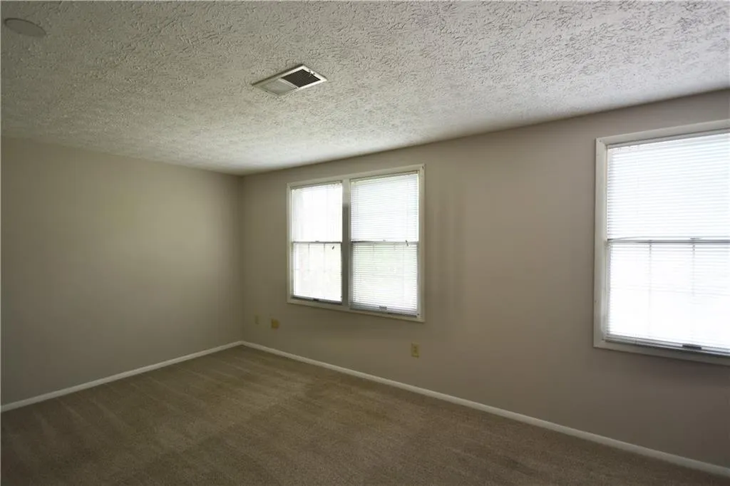 8845 Applegate Lane, Sandy Springs, Georgia 30350, 2 Bedrooms Bedrooms, ,2 BathroomsBathrooms,Residential,Sold,8845 Applegate Lane,6741870