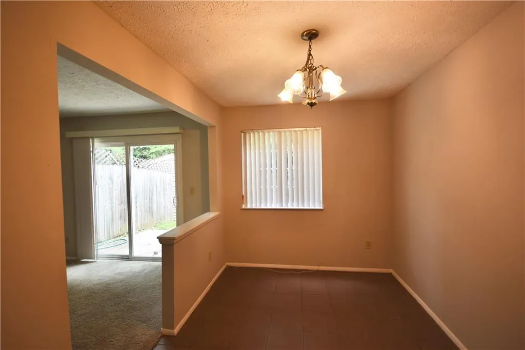 8845 Applegate Lane, Sandy Springs, Georgia 30350, 2 Bedrooms Bedrooms, ,2 BathroomsBathrooms,Residential,Sold,8845 Applegate Lane,6741870