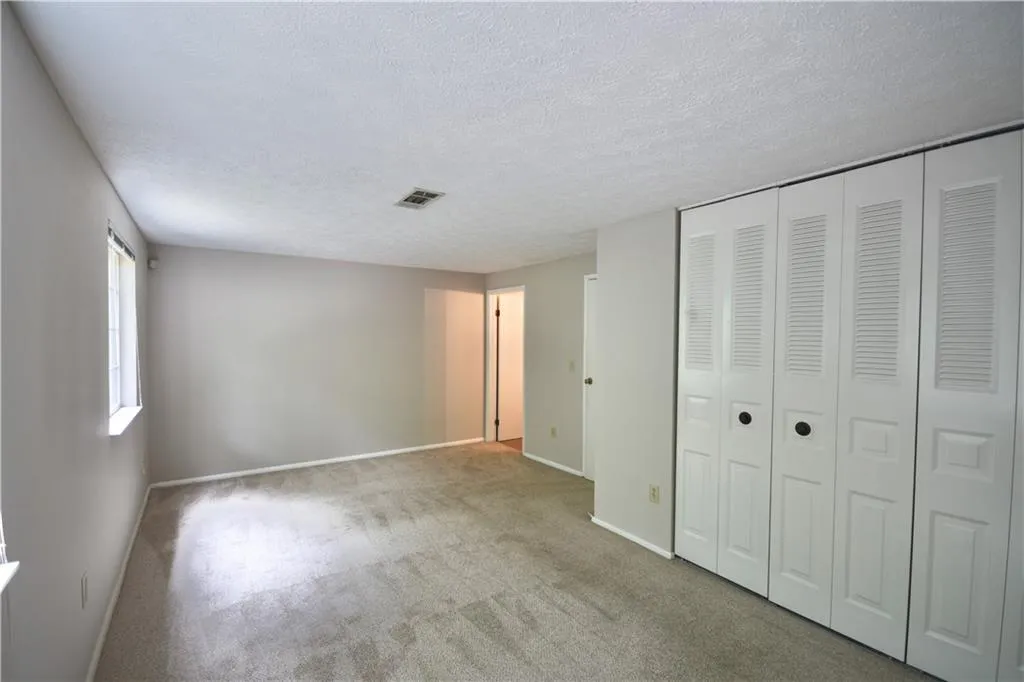 8845 Applegate Lane, Sandy Springs, Georgia 30350, 2 Bedrooms Bedrooms, ,2 BathroomsBathrooms,Residential,Sold,8845 Applegate Lane,6741870