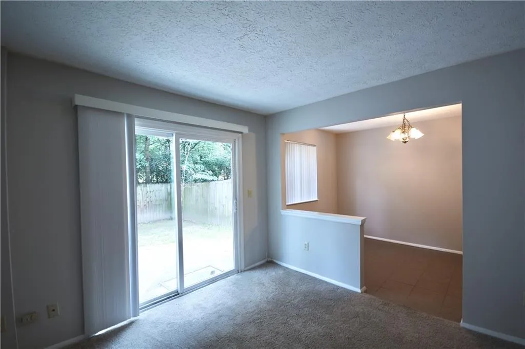 8845 Applegate Lane, Sandy Springs, Georgia 30350, 2 Bedrooms Bedrooms, ,2 BathroomsBathrooms,Residential,Sold,8845 Applegate Lane,6741870