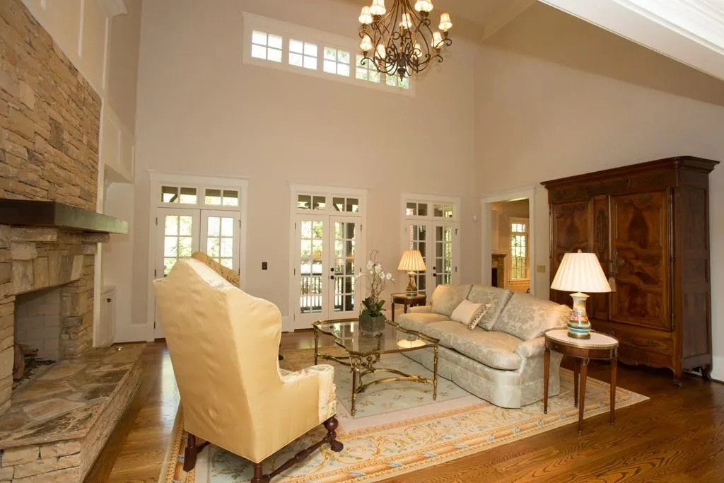 1015 Heards Ferry Road, Atlanta, Georgia 30328, 6 Bedrooms Bedrooms, ,6 BathroomsBathrooms,Residential,Sold,1015 Heards Ferry Road,5596708