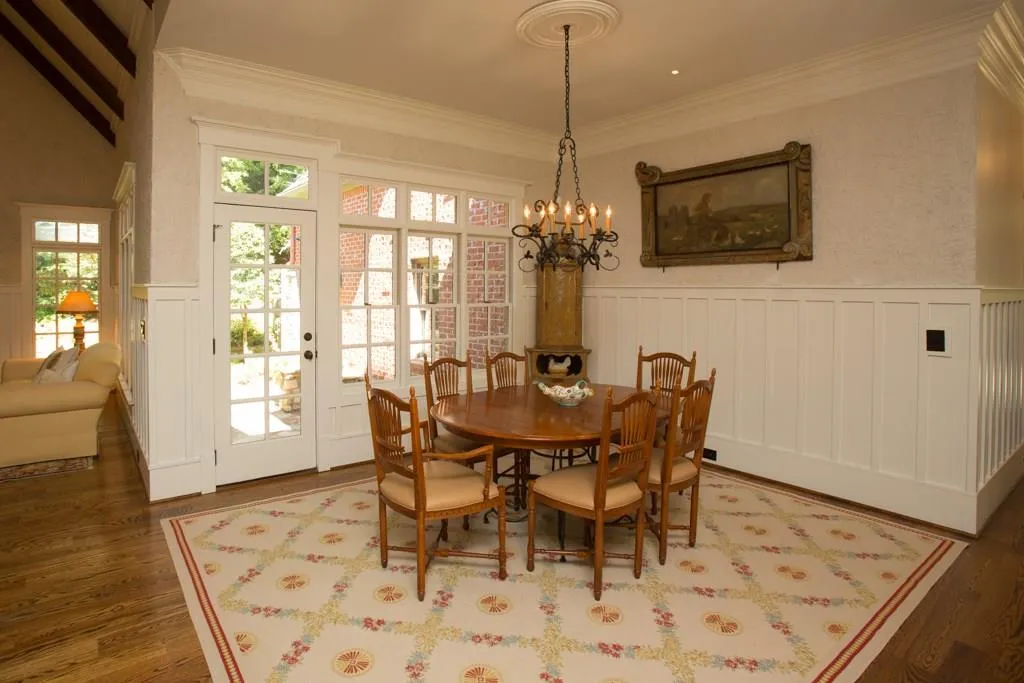 1015 Heards Ferry Road, Atlanta, Georgia 30328, 6 Bedrooms Bedrooms, ,6 BathroomsBathrooms,Residential,Sold,1015 Heards Ferry Road,5596708