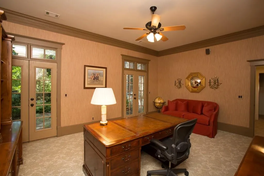 1015 Heards Ferry Road, Atlanta, Georgia 30328, 6 Bedrooms Bedrooms, ,6 BathroomsBathrooms,Residential,Sold,1015 Heards Ferry Road,5596708