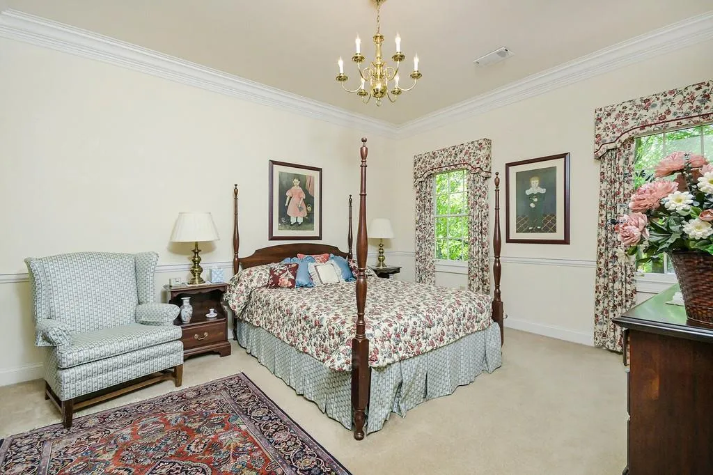 6540 River Chase Circle, Sandy Springs, Georgia 30328, 4 Bedrooms Bedrooms, ,4 BathroomsBathrooms,Residential,Sold,6540 River Chase Circle,6874937