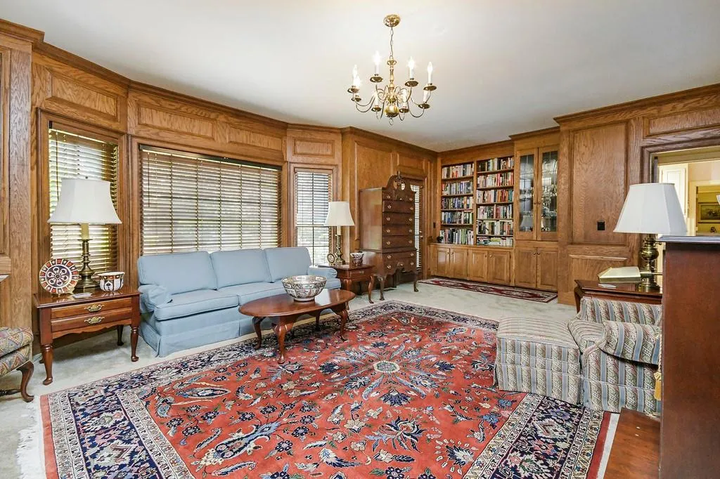 6540 River Chase Circle, Sandy Springs, Georgia 30328, 4 Bedrooms Bedrooms, ,4 BathroomsBathrooms,Residential,Sold,6540 River Chase Circle,6874937