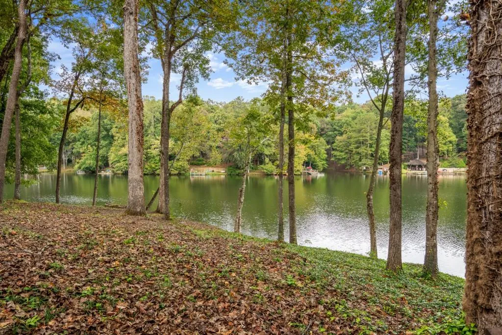 1290 Tynecastle Way, Sandy Springs, Georgia 30350, 5 Bedrooms Bedrooms, ,4 BathroomsBathrooms,Residential,Sold,1290 Tynecastle Way,6954588