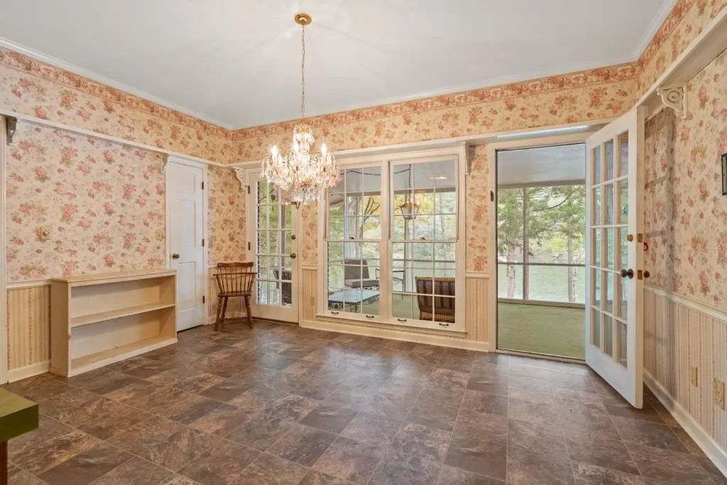 1290 Tynecastle Way, Sandy Springs, Georgia 30350, 5 Bedrooms Bedrooms, ,4 BathroomsBathrooms,Residential,Sold,1290 Tynecastle Way,6954588