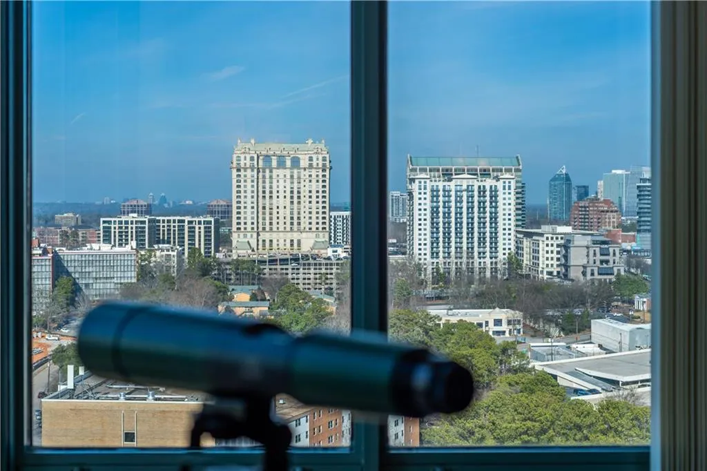 2870 Pharr Court South Nw Unit 2701, Atlanta, Georgia 30305, 2 Bedrooms Bedrooms, 0 ,2 BathroomsBathrooms,Residential,For Sale,2870 Pharr Court South Nw Unit 2701,7716959
