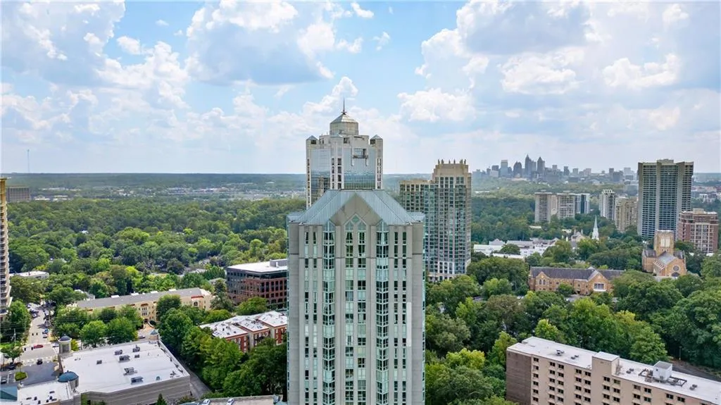 2870 Pharr Court South Nw Unit 2701, Atlanta, Georgia 30305, 2 Bedrooms Bedrooms, 0 ,2 BathroomsBathrooms,Residential,For Sale,2870 Pharr Court South Nw Unit 2701,7716959