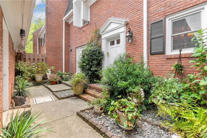 1417 Ashford Place Ne, Brookhaven, Georgia 30319