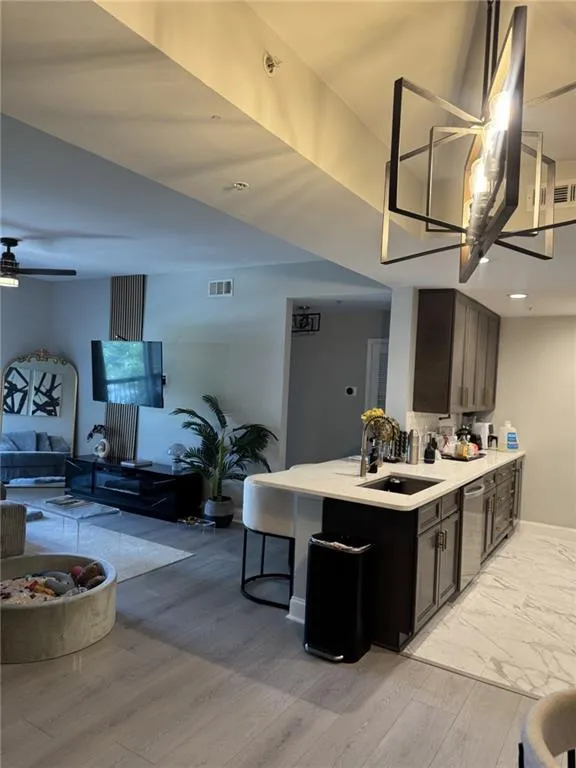 1074 Peachtree Walk Ne Unit B508, Atlanta, Georgia 30309, 2 Bedrooms Bedrooms, ,2 BathroomsBathrooms,Residential,For Sale,1074 Peachtree Walk Ne Unit B508,7628988