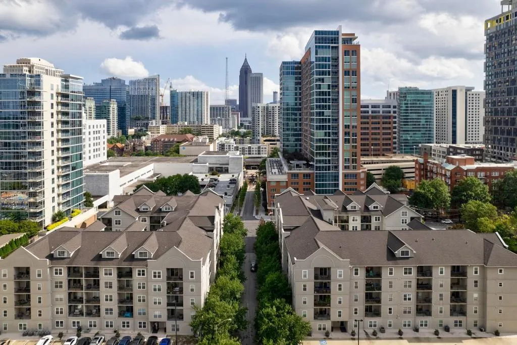 1074 Peachtree Walk Ne Unit B508, Atlanta, Georgia 30309, 2 Bedrooms Bedrooms, ,2 BathroomsBathrooms,Residential,For Sale,1074 Peachtree Walk Ne Unit B508,7628988