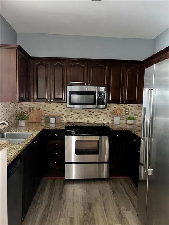1502 River Green Drive Nw, Atlanta, Georgia 30327, 2 Bedrooms Bedrooms, 0 ,2 BathroomsBathrooms,Residential,For Sale,1502 River Green Drive Nw,7717538