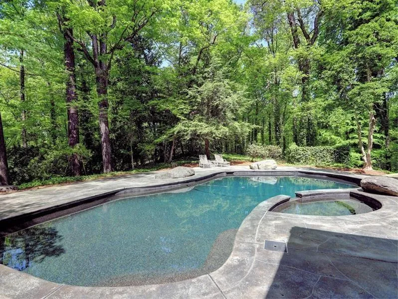 915 Crest Valley Drive, Atlanta, Georgia 30327, 4 Bedrooms Bedrooms, ,4 BathroomsBathrooms,Residential,Sold,915 Crest Valley Drive,6089139