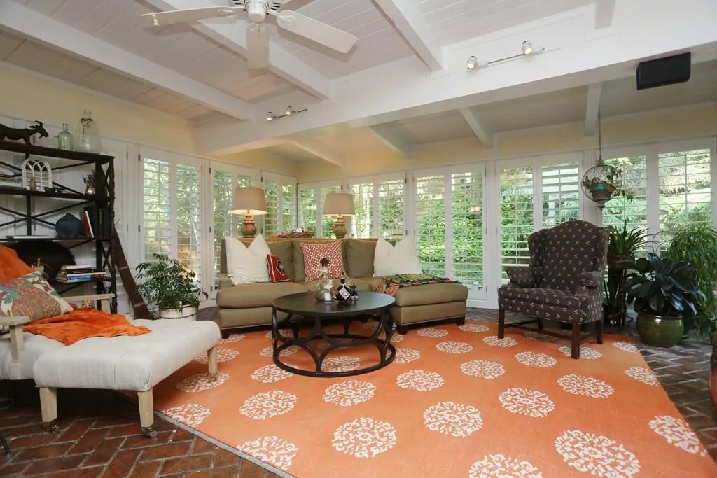 7070 Riverside Drive, Sandy Springs, Georgia 30328, 5 Bedrooms Bedrooms, ,5 BathroomsBathrooms,Residential,Sold,7070 Riverside Drive,5539095