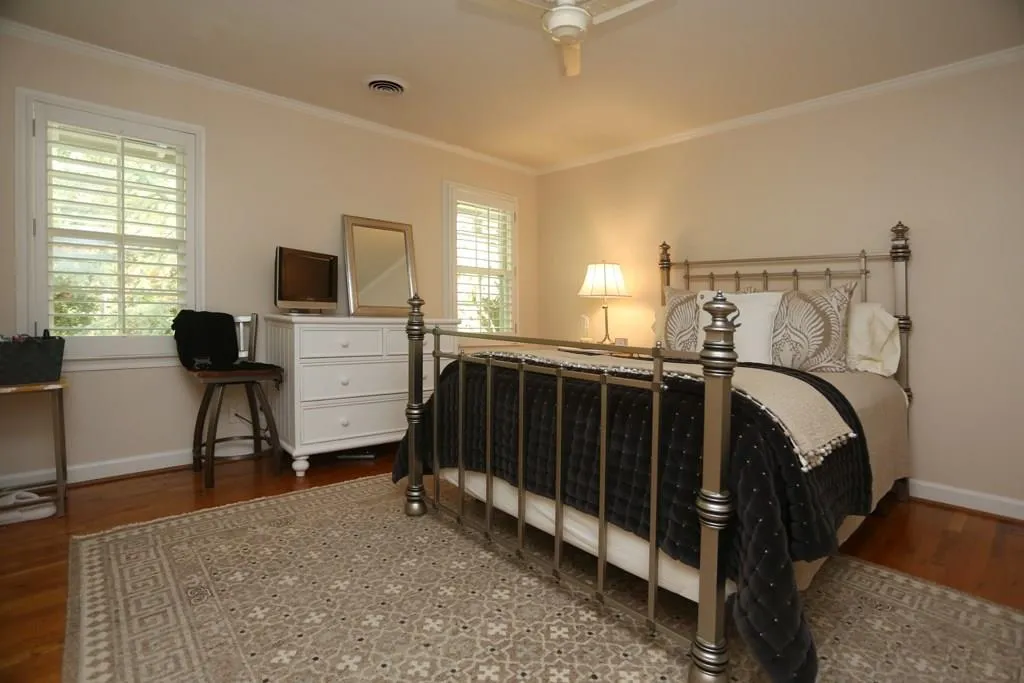 7070 Riverside Drive, Sandy Springs, Georgia 30328, 5 Bedrooms Bedrooms, ,5 BathroomsBathrooms,Residential,Sold,7070 Riverside Drive,5539095